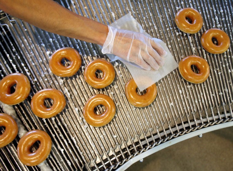 Krispy Kreme giving free donuts to COVID-19 vaccine ...