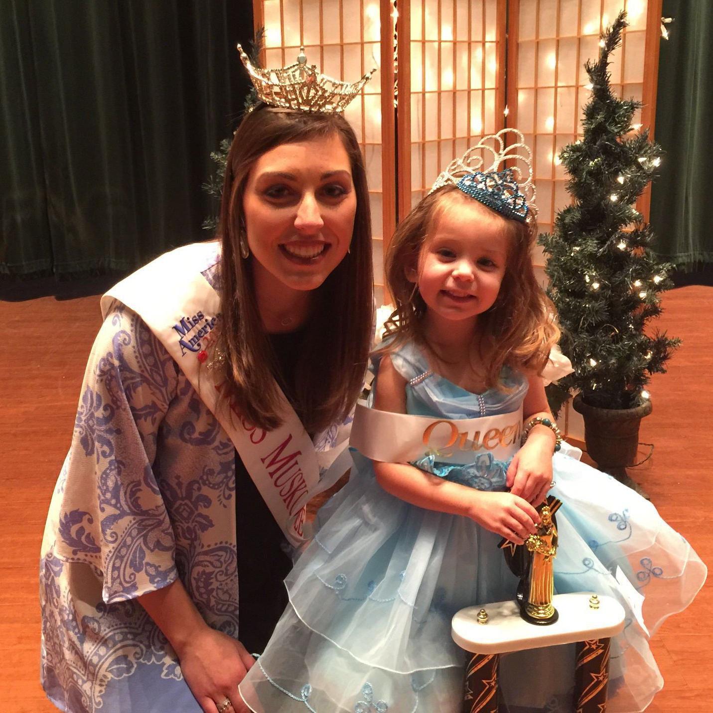Willow Higginbotham Wins Miss Merry Christmas Pageant News Tulsaworld Com
