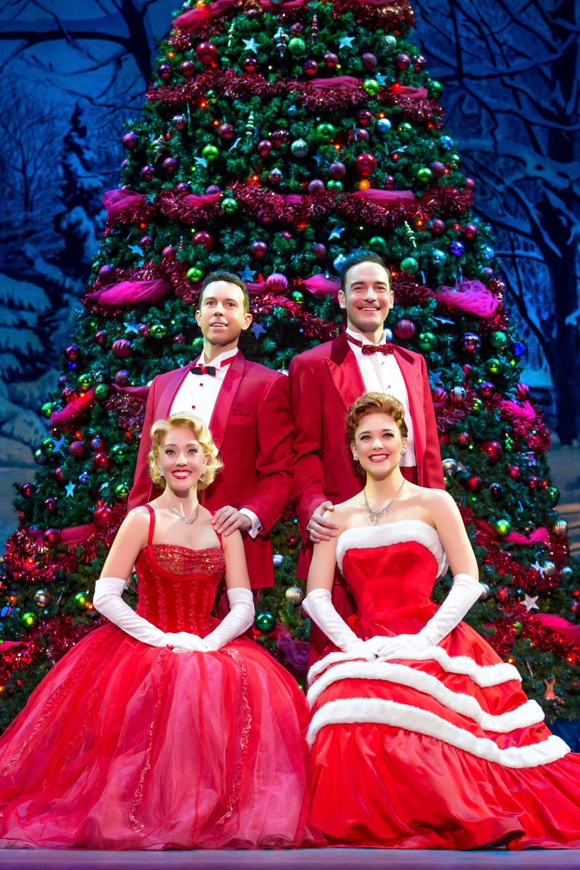 White Christmas Tulsa Novenber 2022 Review: Crowd-Pleasing Songs Steal The Show At 'White Christmas' |  Entertainment | Tulsaworld.com