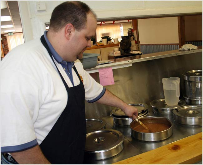 Ike's Chili House on the move, heading west