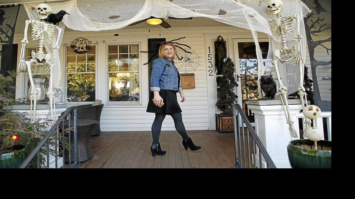 Photo gallery One of Tulsa's best Halloween party houses Archive