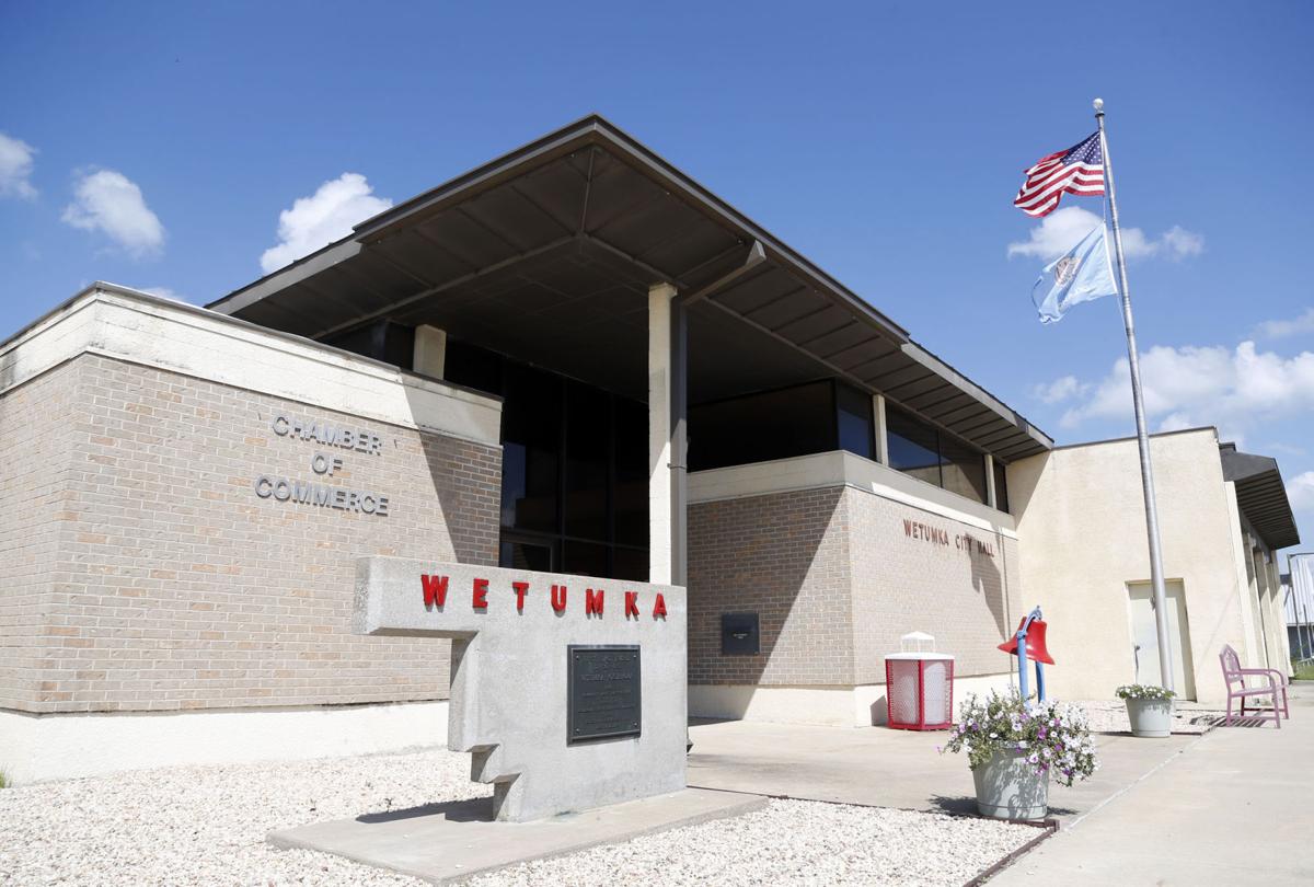 17 towns in 2017 Why does Wetumka celebrate Sucker Day? Lifestyles