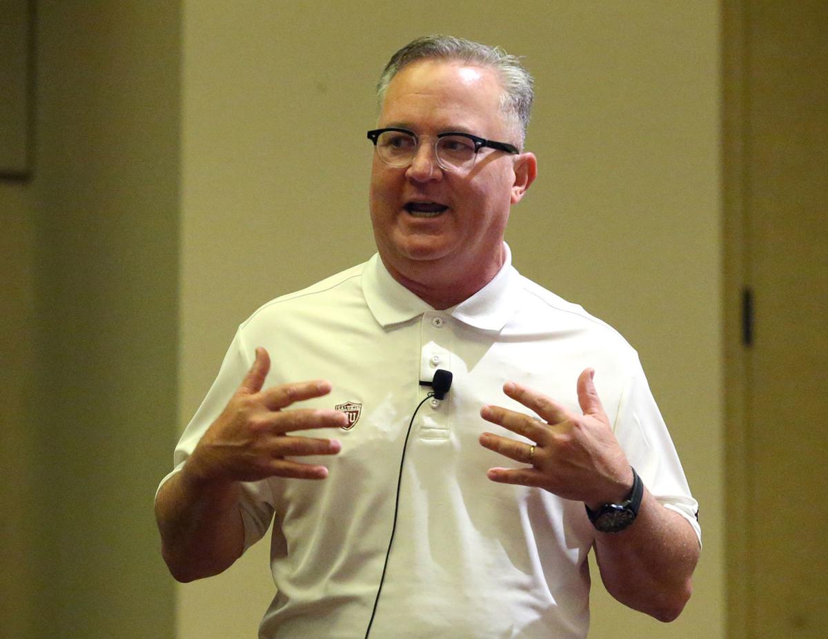 Guerin Emig Barry Hinson Once Thought He Might Run For Oklahoma