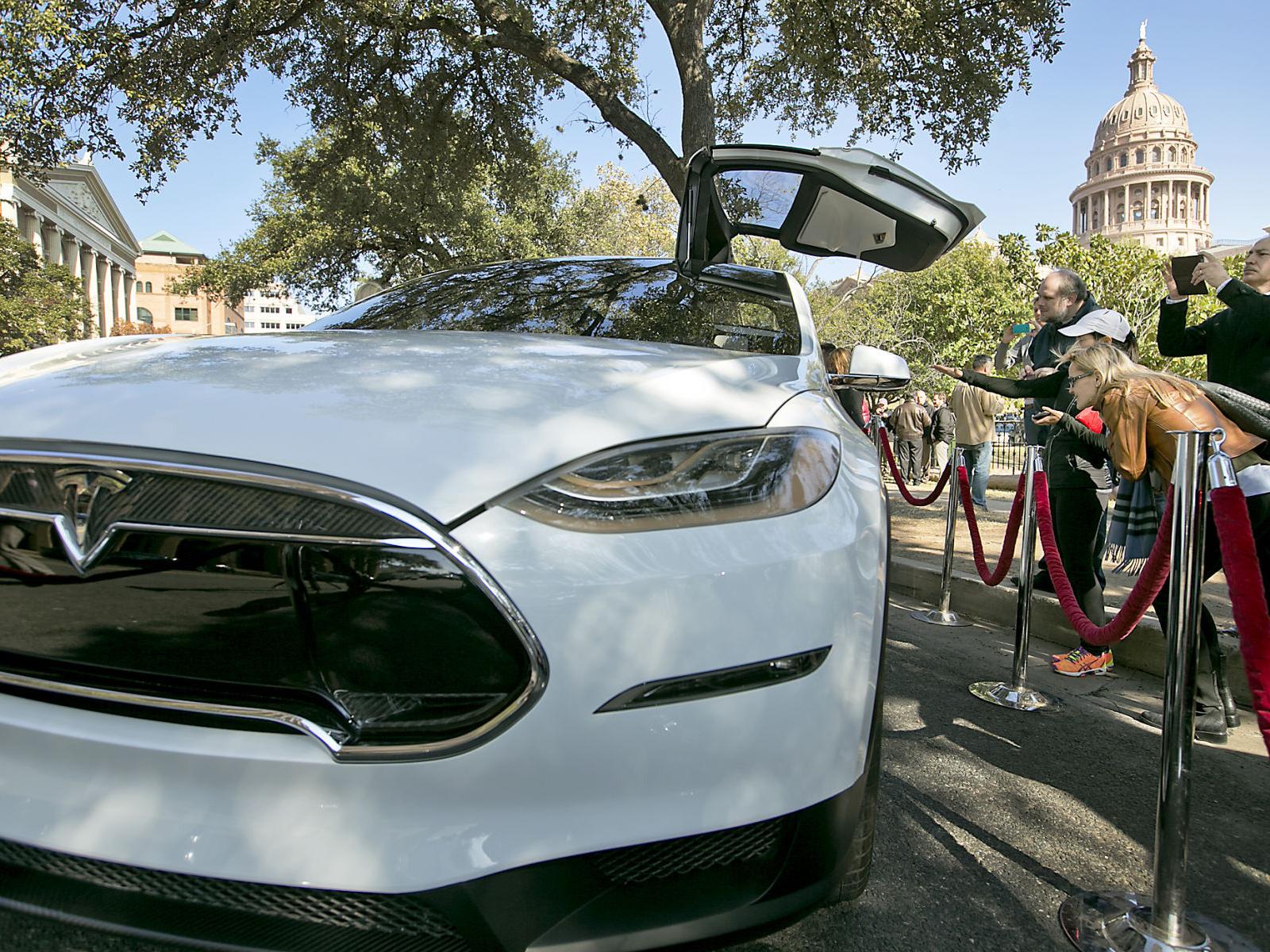Trump Says He Encouraged Elon Musk To Build New Tesla Factory In Austin Latest Headlines Tulsaworld Com
