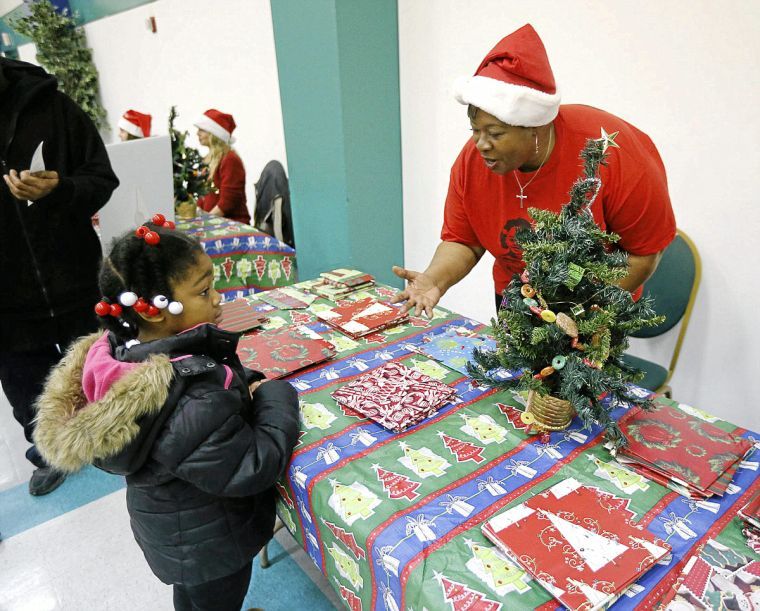 Santa, Mrs. Claus pay 25th annual visit to Greenwood Cultural Center