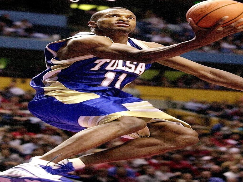 Bill Haisten Tu S Best Team Ever Bill Self S 32 Win Hurricane