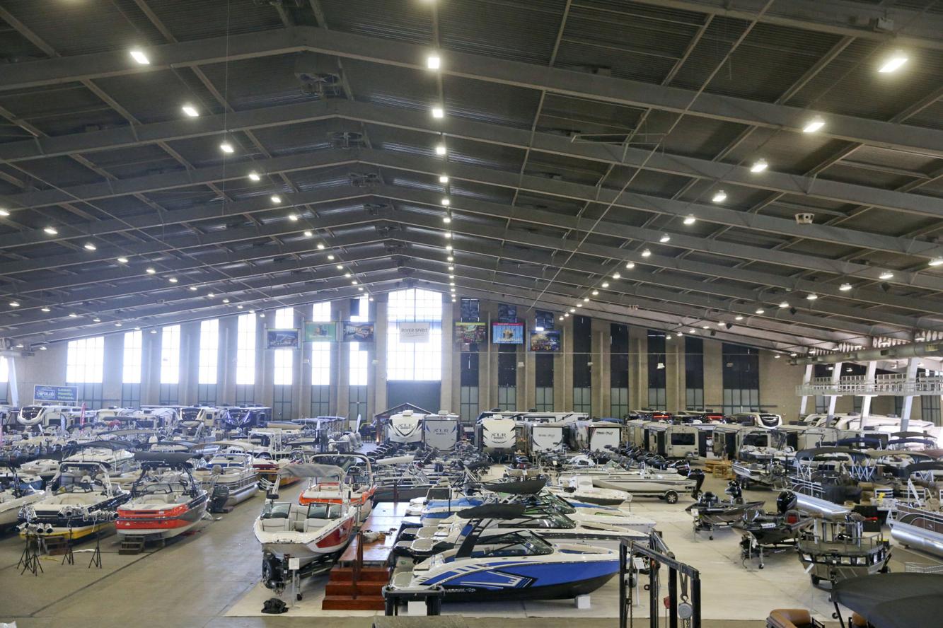 Spotlight Tulsa Boat, Sport and Travel Show, Kid Rock and Travis Tritt