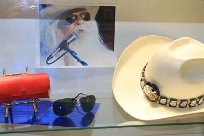 Leon Russell glasses