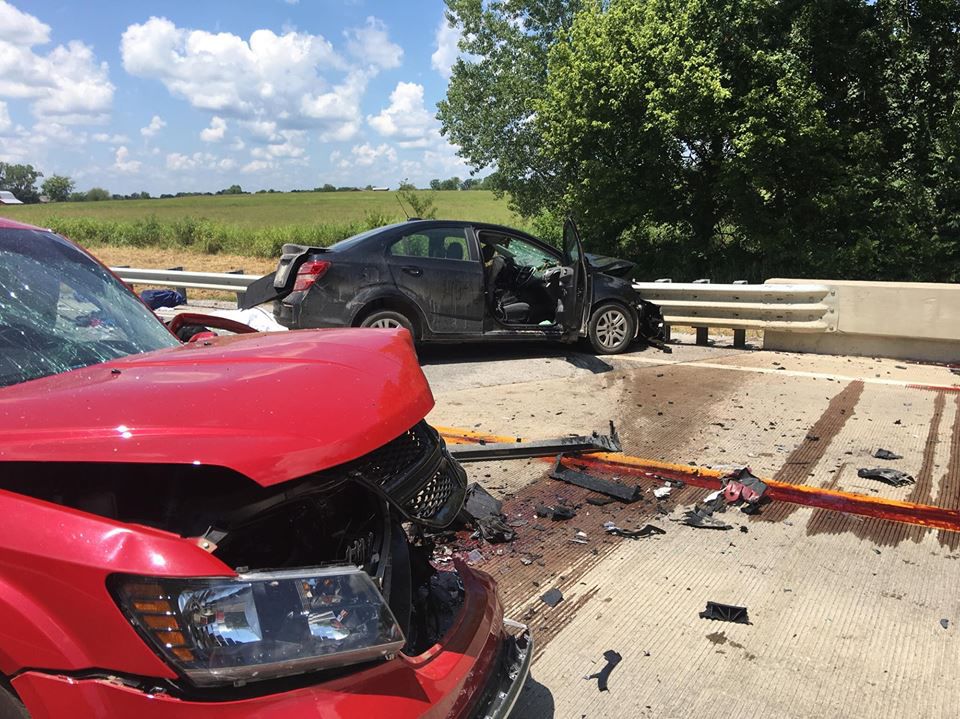 Monday crash claims lives of Coweta woman, child