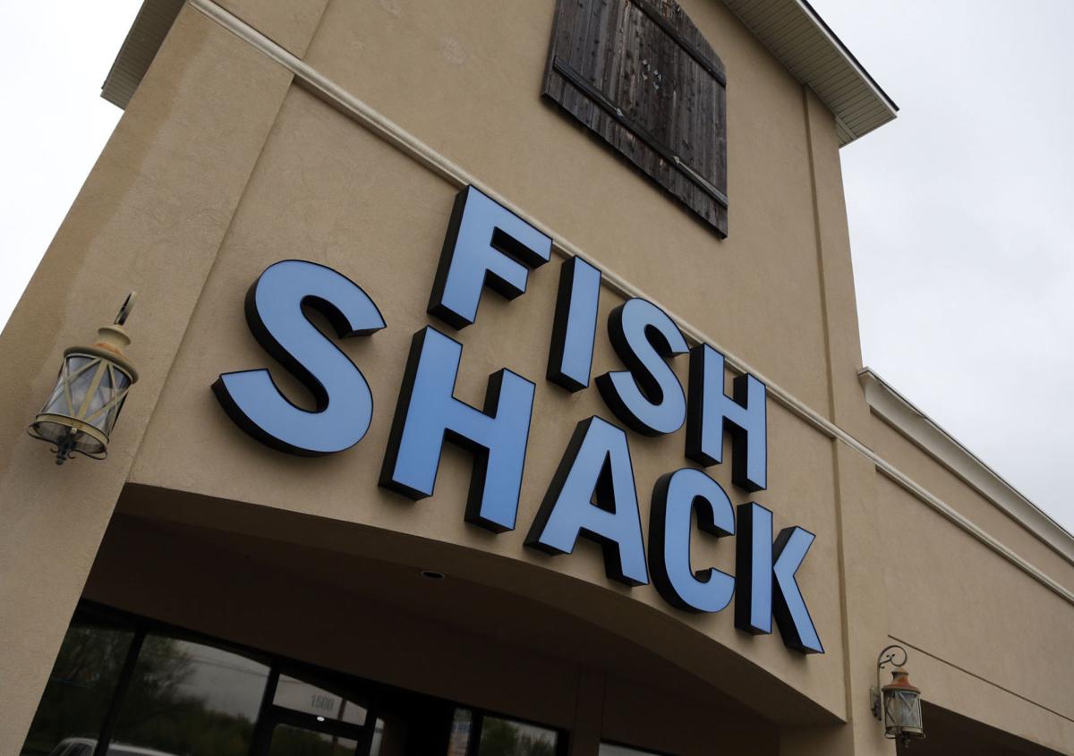 Review Catfish, allyoucaneat 'fixins' lure fans to Fish Shack