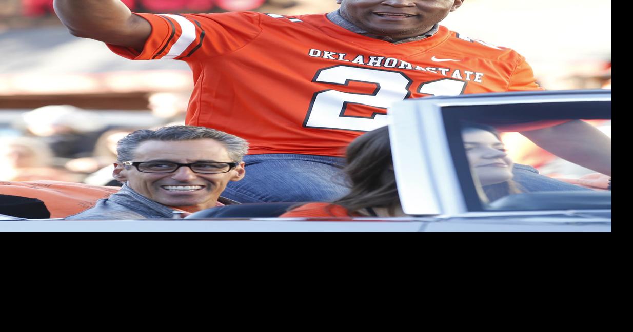 Detroit Lions to recognize Barry Sanders with a statue