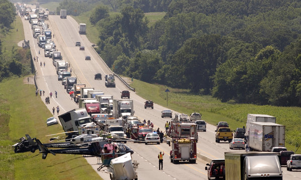 9 killed in crash on Will Rogers Turnpike near Miami