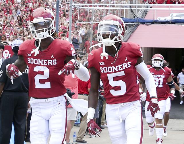 OU Football Oklahoma players may steer clear of 'Horns down' gesture