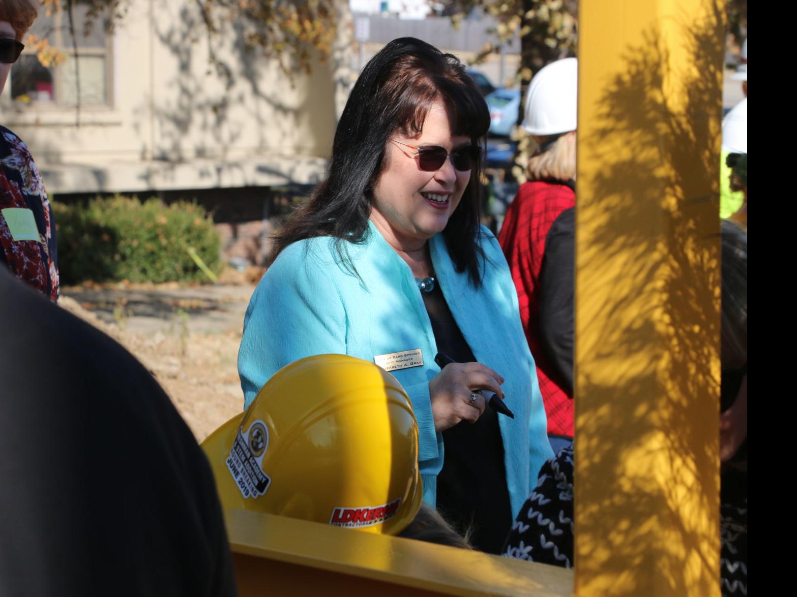 Elizabeth Gray Resigns As City Manager Tulsaworld Com