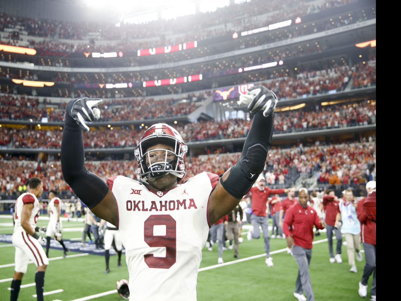 Ou Football Oklahoma Names Its 2019 Team Captains Ou Sports Extra Tulsaworld Com