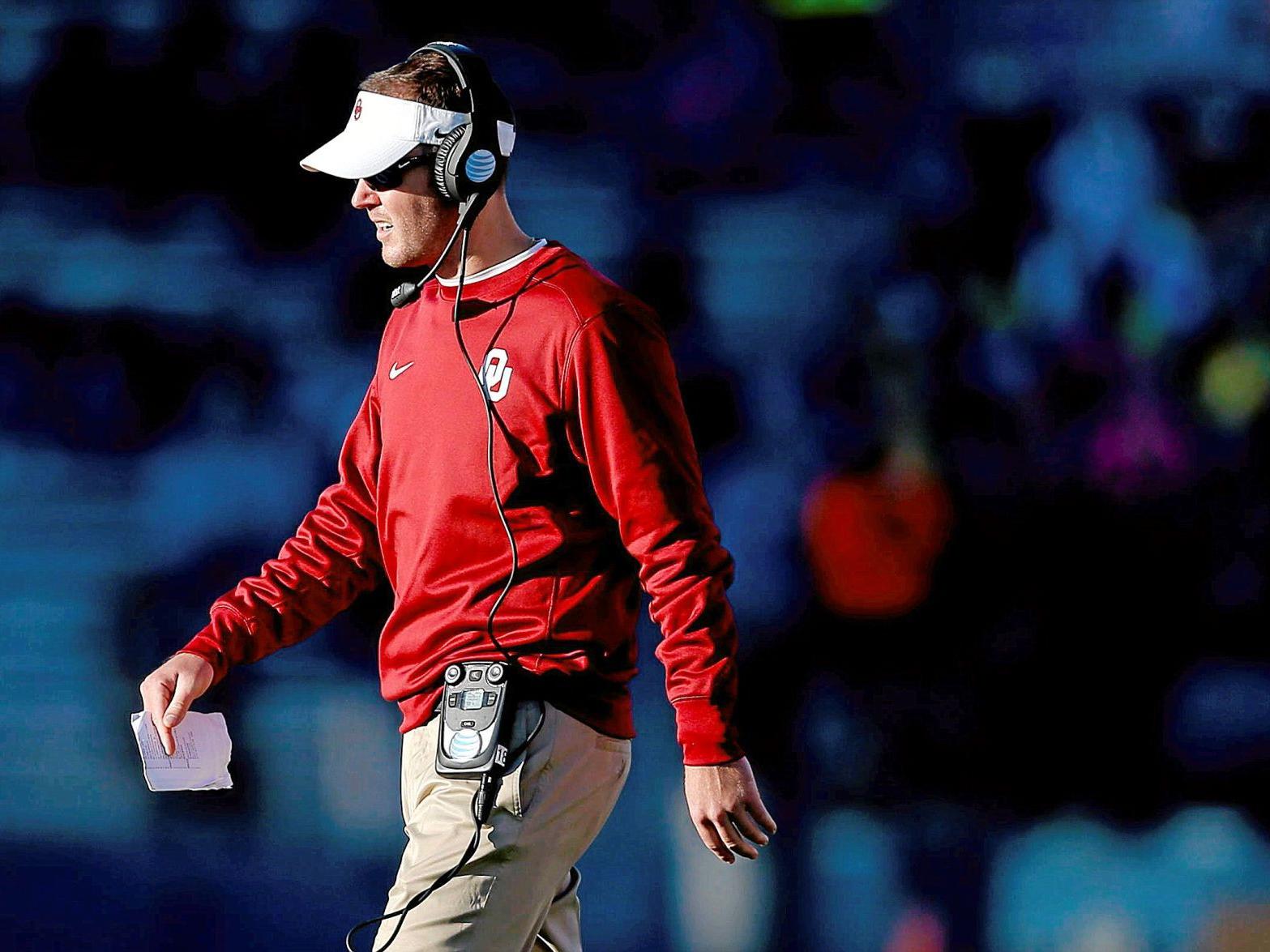 Ou Football Can Lincoln Riley Call Plays While Being Head Coach