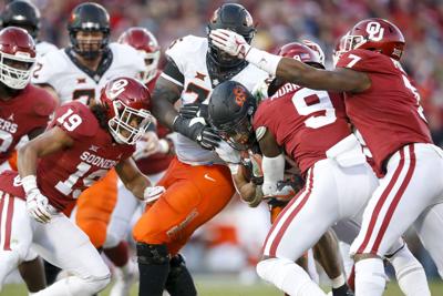 Guerin Emig Bedlam Comes Down To Ou S Defense Vs Chuba Hubbard