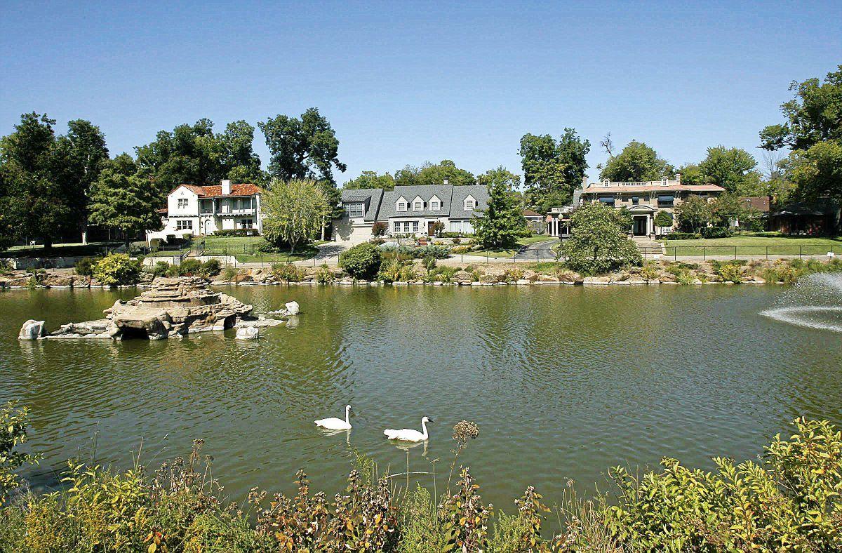 Throwback Tulsa Visitors still flock to Swan Lake, Tulsa's first
