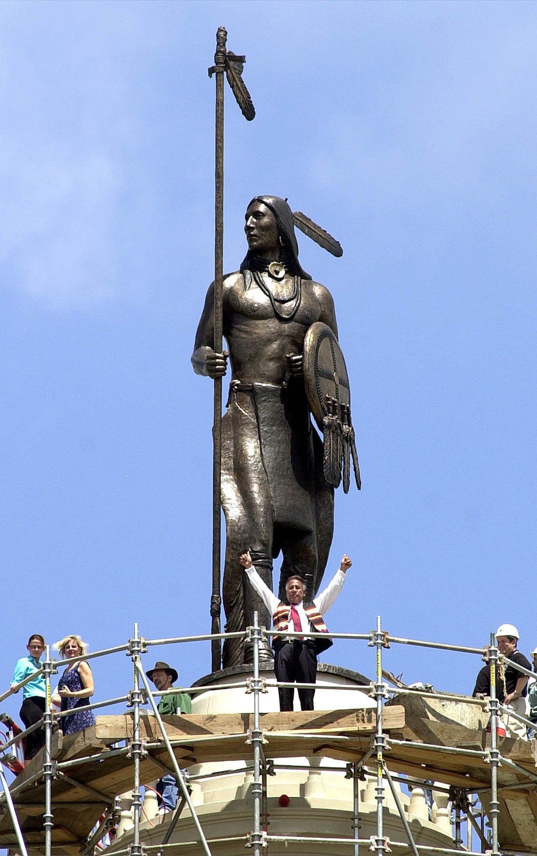 Oklahoma Capitol artist is finalist to design Native American veterans