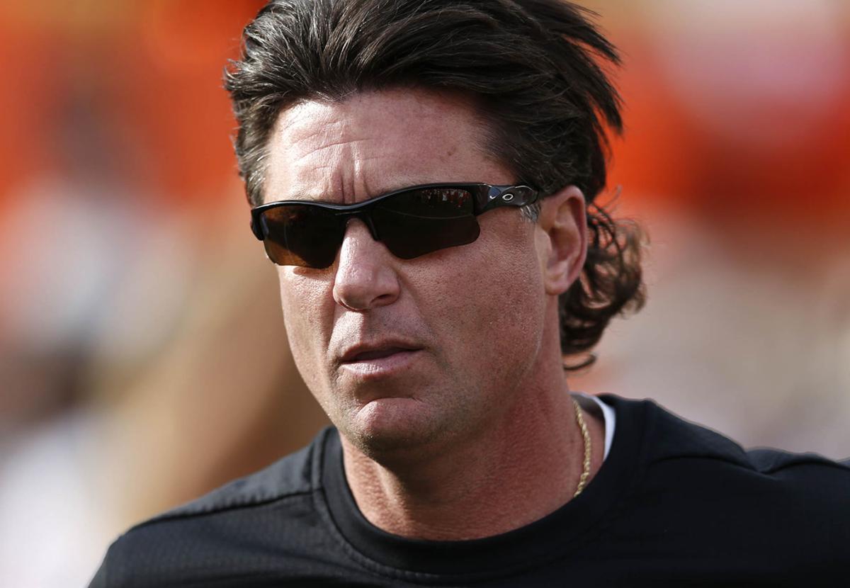 Oklahoma State coach Mike Gundy offers idea to eliminate ‘faking