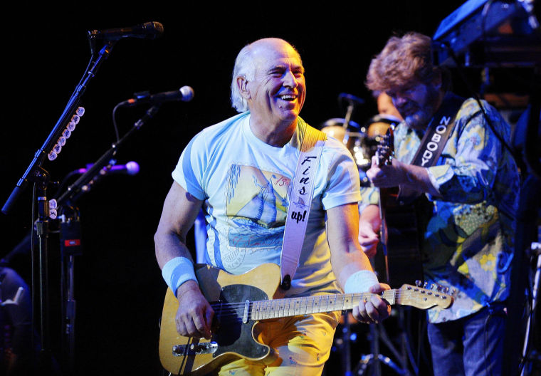 Parrotheads brave weather for Jimmy Buffett concert | Music ...