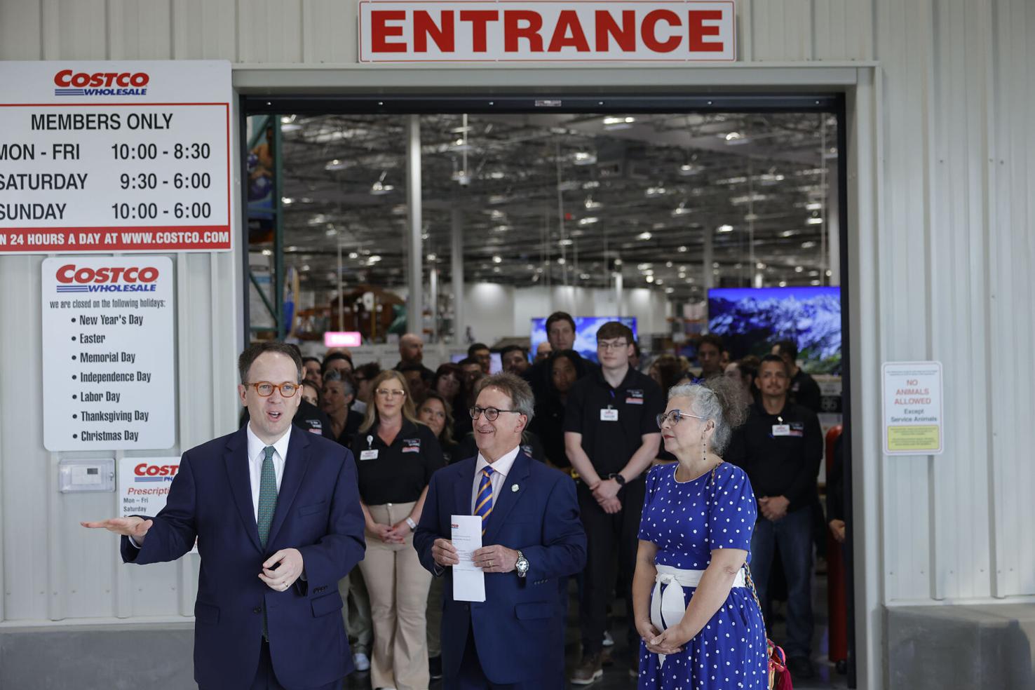 Costco shoppers celebrate new location now open northeast of Tulsa airport