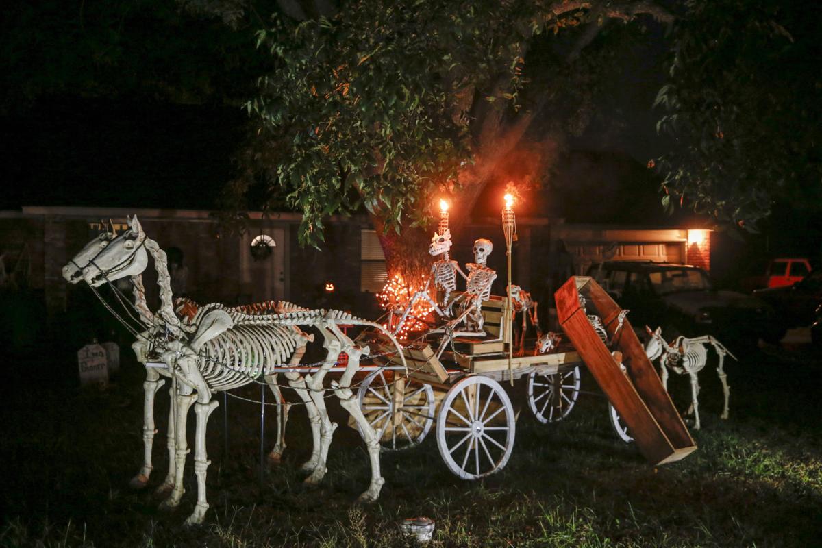 Hearsepower Creator Of Skeletal Yard Display Reminds That Halloween Is Not Just For Kids Lifestyles Tulsaworld Com,How To Clean A Front Load Washer Seal