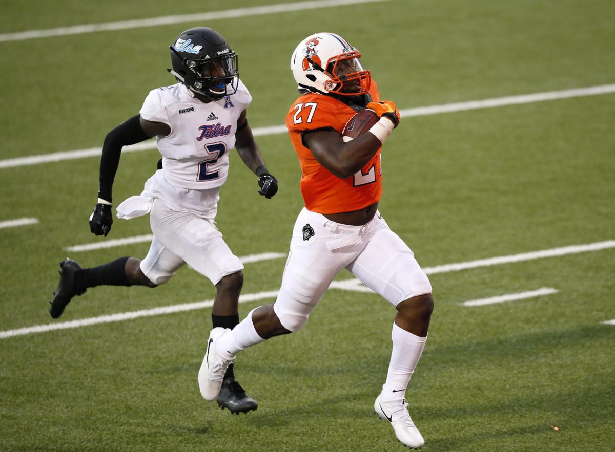 OSU football J.D. King, LD Brown show upside at Oklahoma State's