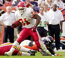 Nearly two decades after leaving Texas, Priest Holmes gets his