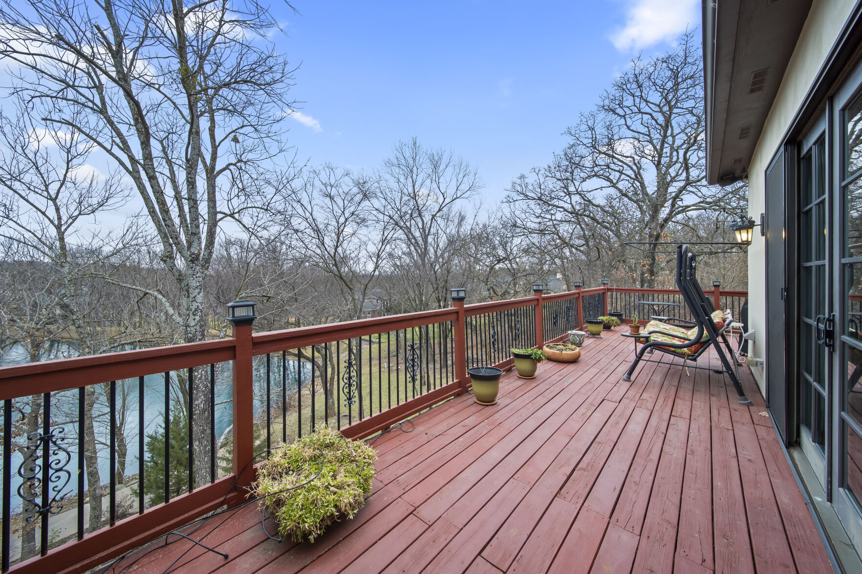 BACK DECK