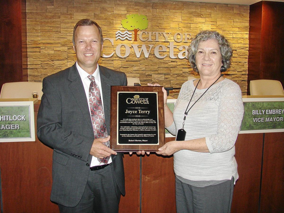 Coweta Assistant City Manager Joyce Terry retires from public