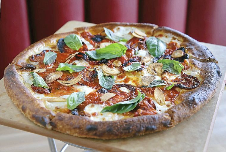 Upper Crust Wood Fired Pizza brings its great food to Tulsa Dining