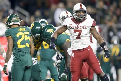 Ou Football De Ronnie Perkins Taking His Game To Another Level Ou Sports Extra Tulsaworld Com