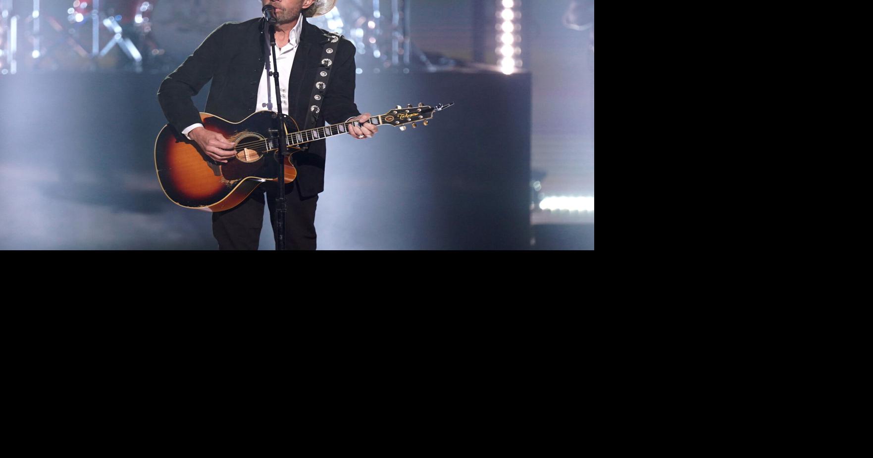 Emotional Toby Keith performance sends song to top of chart