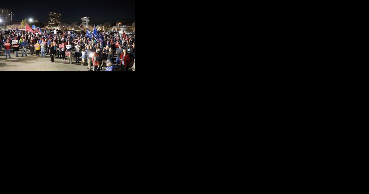Throwback Tulsa: Supporters for Donald Trump gather at LaFortune Park three years ago today - Vimarsana News