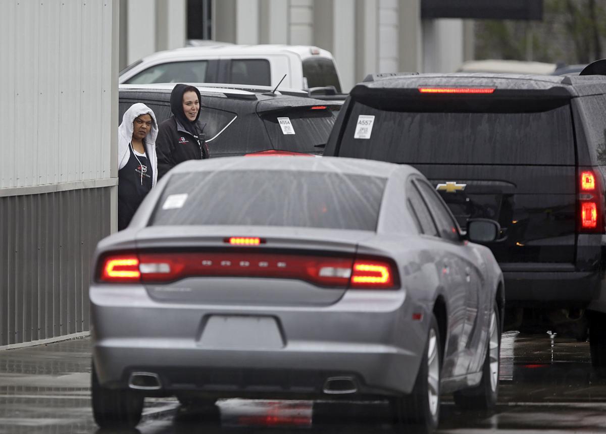 Tulsa auto auction moves online as city continues shelter