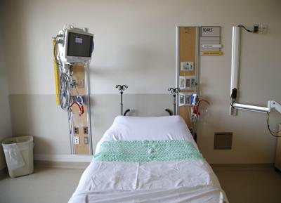 111020-tul-nws-cvicubeds-p1