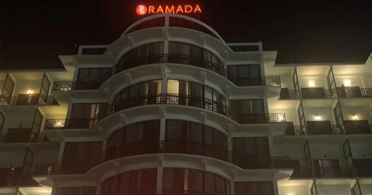 TRINIS SICHER NACH HOTELBRAND IN GUYANA