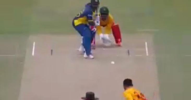 ZIMBABWE BEAT SRI LANKA