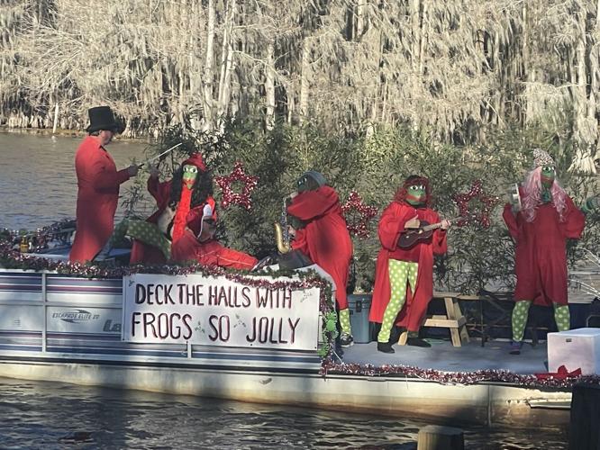 Uncertain Floating Christmas Parade brings holiday cheer to Caddo Lake