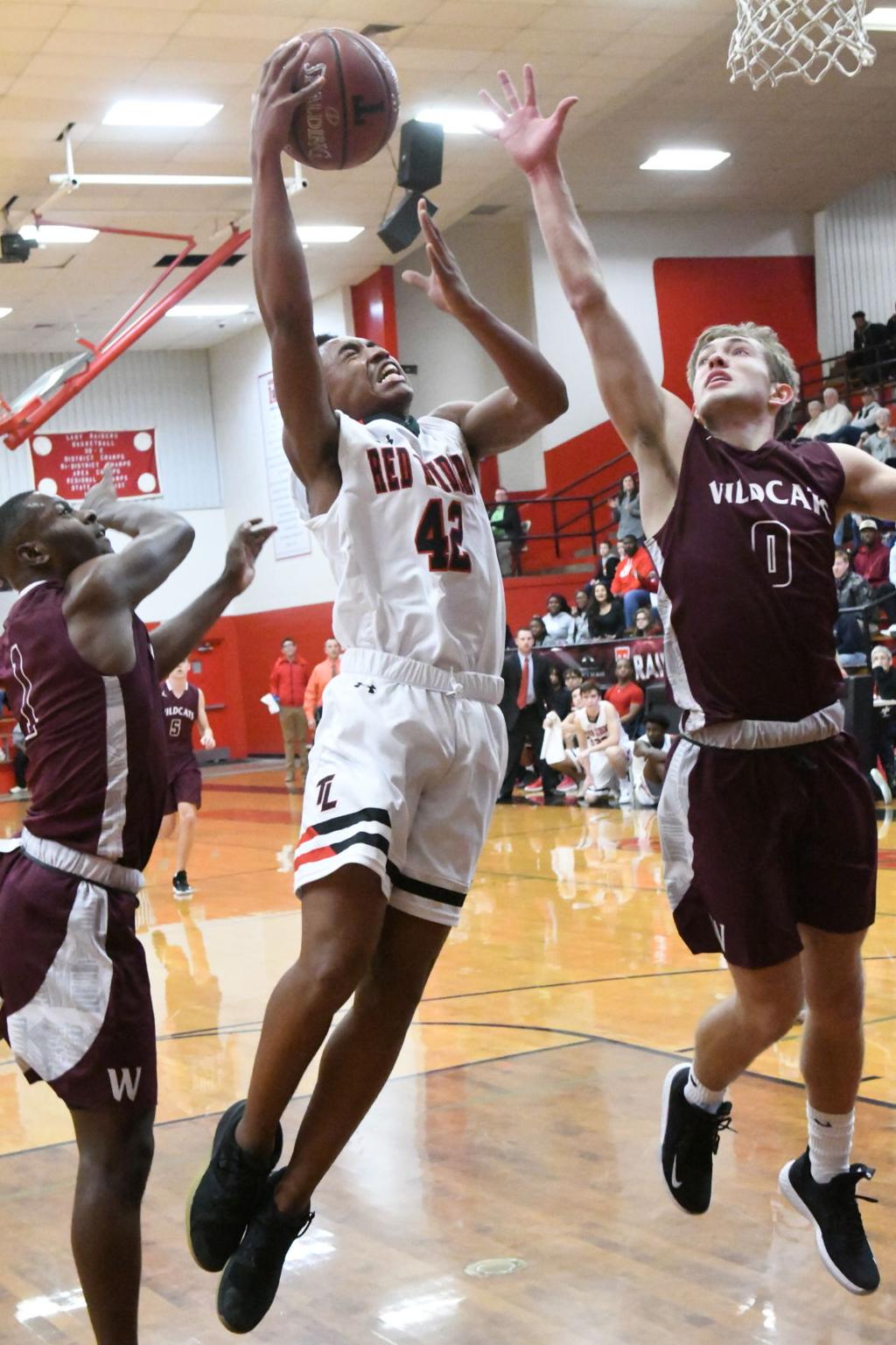 Tyler Lee Defends Home Court With 58 40 Win Over Whitehouse High