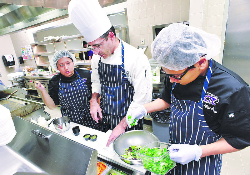 Tyler Isd Culinary Arts Students Open Cafe To The Public Serve Lunch Every Thursday Local News Tylerpaper Com