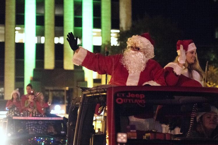 Thousands attend Christmas Parade, tree lighting in downtown Tyler on