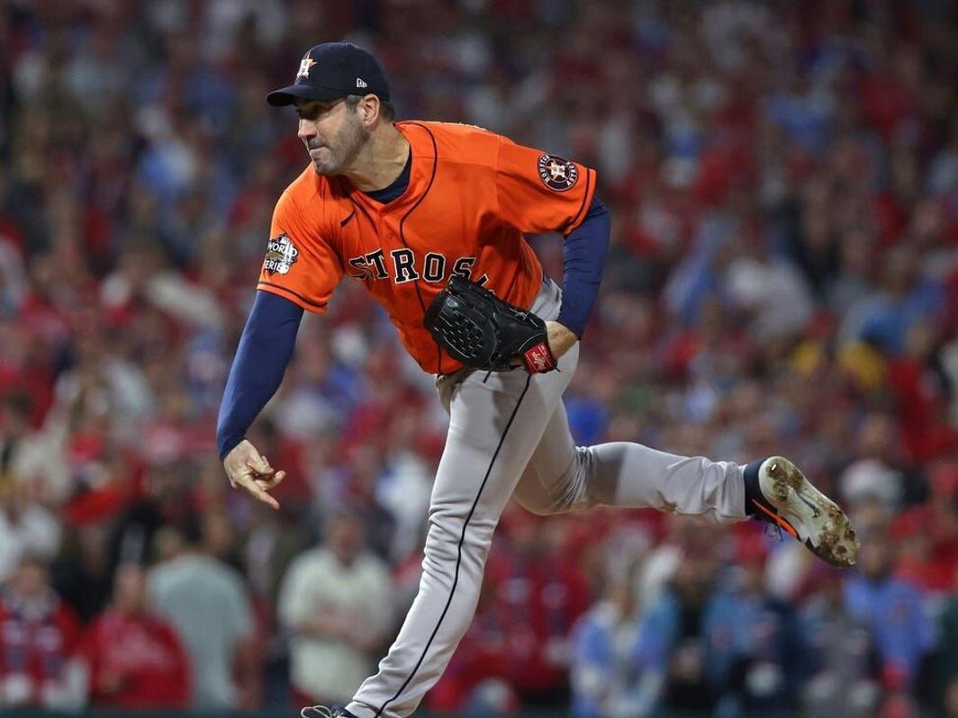 Astros' Verlander wins AL Cy Young Award for third time