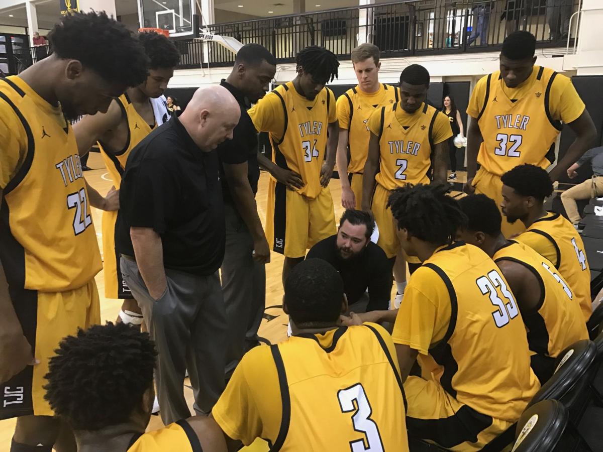 Tjc Basketball Paris Upsets No 25 Apaches College Tylerpaper Com