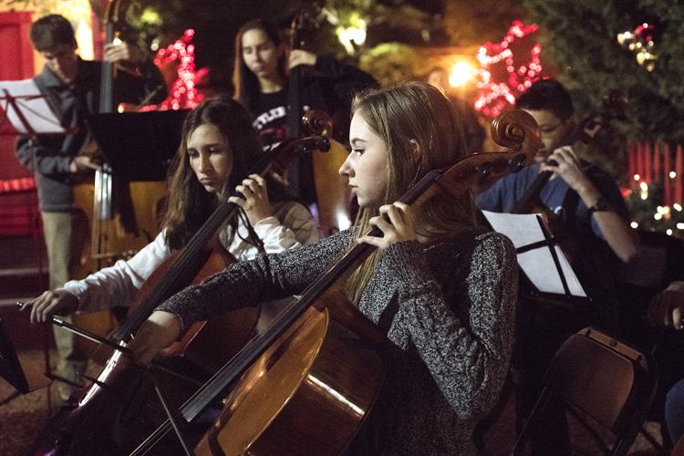 Thousands attend Christmas Parade, tree lighting in downtown Tyler on