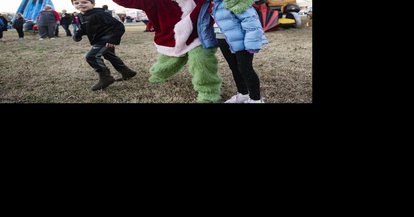 Bullard turns into a snowy Whoville with Grinchthemed parade and