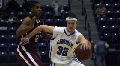 Wilmer Hutchins Ousts Lindale 62 47 High School Tylerpaper Com