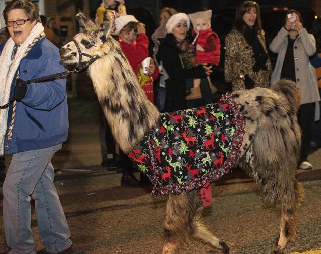 Bullard turns into a snowy Whoville with Grinchthemed parade and