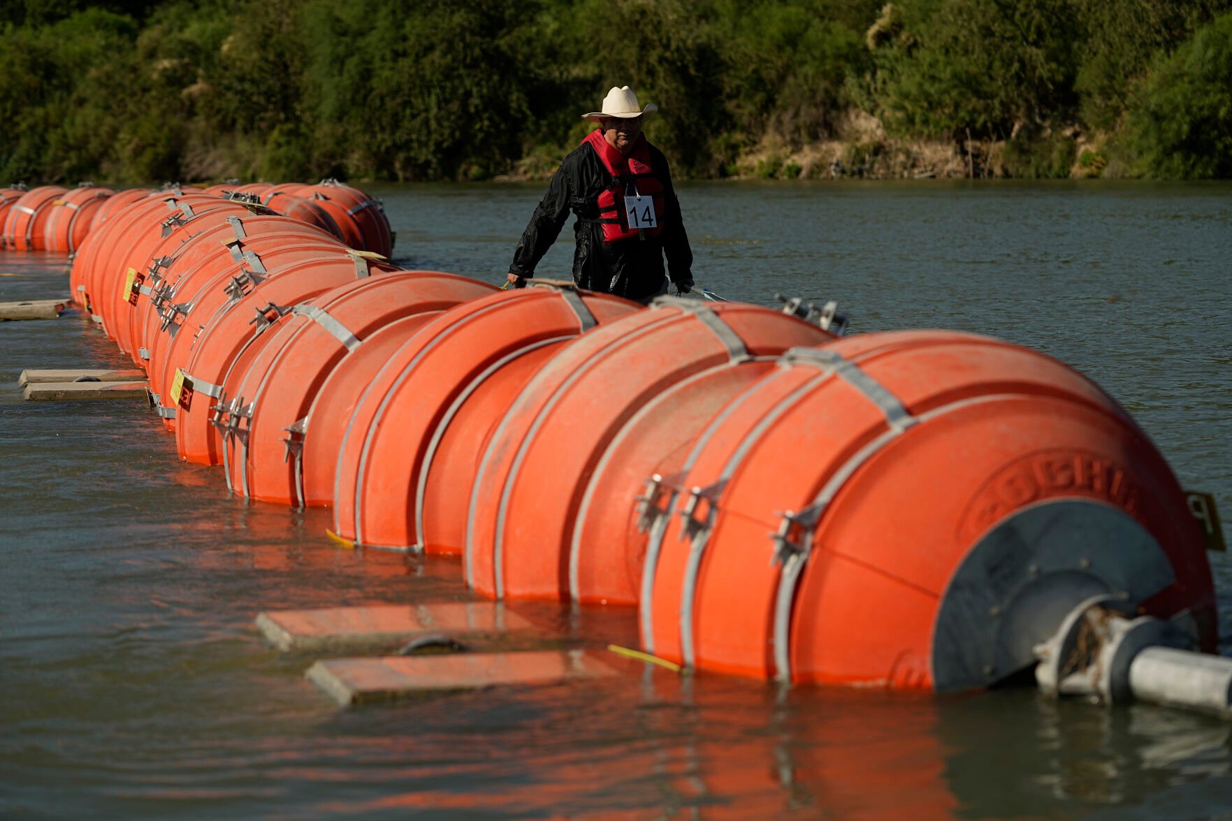 Judge To Hear Arguments Over Buoy Barrier On Rio Grande | | Tylerpaper.com